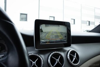 Mercedes-Benz GLA 200d 4TMATIC / AJ NA SPLÁTKY / - 15
