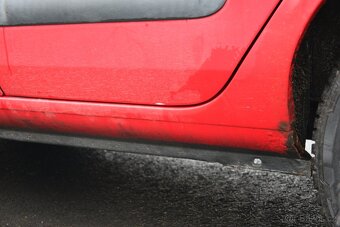 Renault Clio 1.2 16V (55 kW), r. v. 2002 – červená - 15