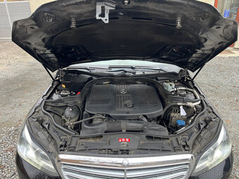 MERCEDES- BENZ   220 CDi  100 Kw AVANTGARDE  - 15