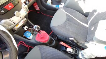PEUGEOT 107 50 kW - 15