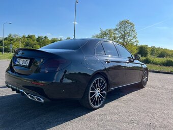 Mercedes-Benz 220d W213 2016 - 15