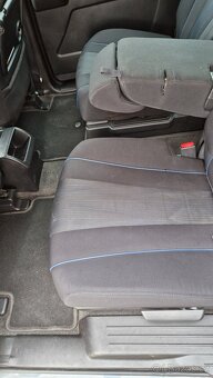 Mazda 5 - 15