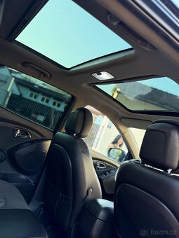 Hyundai ix35 2.0 diesel automat 2010 - 15