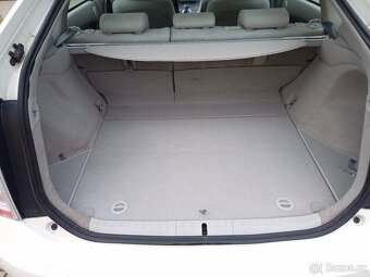 Toyota Prius - 15