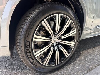 Prodám Volvo XC90 B5 AWD PLUS Bright 7míst - 15