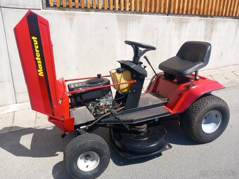 Prodám zahradní traktor MTD 12Hp - 15