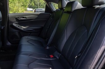 Toyota Avalon XLE Hybrid 2020 - 15