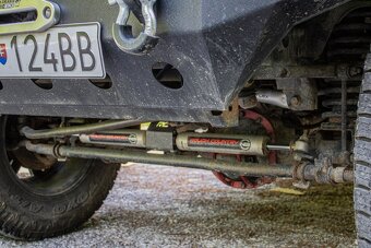 Jeep Wrangler Mountain 3,8 V6 LPG A/T 4x4 aj na splátky - 15