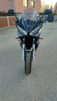 Yamaha FZ6 Fazer - 15