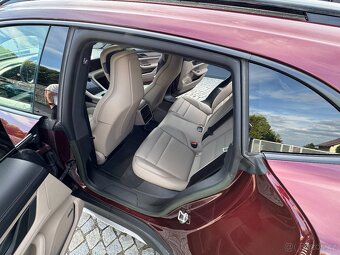 Porsche Taycan 4 Cross Turismo - 15