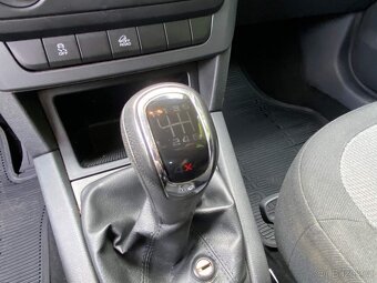 Škoda Yeti 1.8 TSI 118kW 4x4 tažné klima 2012 nové ČR - 15