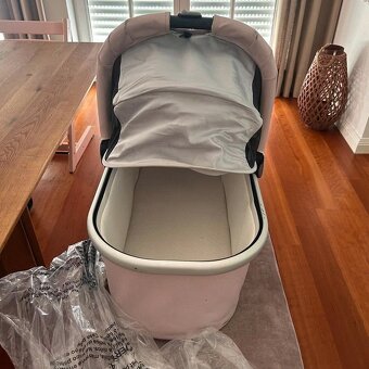 Kočárek UPPAbaby VISTA - 15