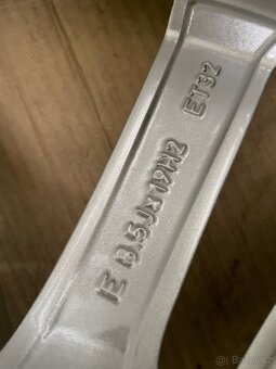 Original zimní alu Audi A5 S5 r19 + 255/35/19 98% - 15