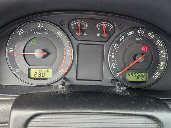 Škoda Superb COMFORT 1.9TDi 96kW - STK 2/27 - Tažné - Výhřev - 15