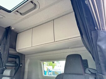 Scania R450 XT 6x4 / Nosič kontejnerů - 15