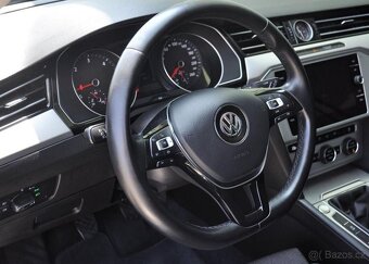 Volkswagen Passat 2.0TDi COMFORTLINE NAVI ČR 1M - 15