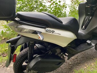 Piaggio Mp3 300 Yourban LT (2018) - 15