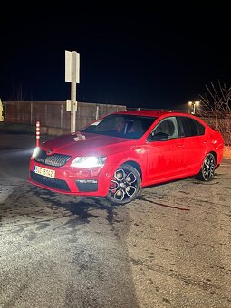 Skoda Octavia 3 VRS 2.0 tsi - 15