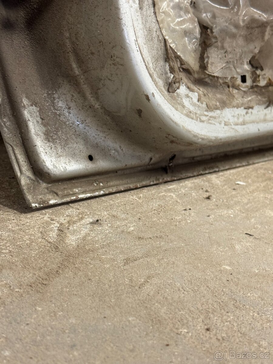 Škoda Octavia 1 sedan, PZ dveře - 16