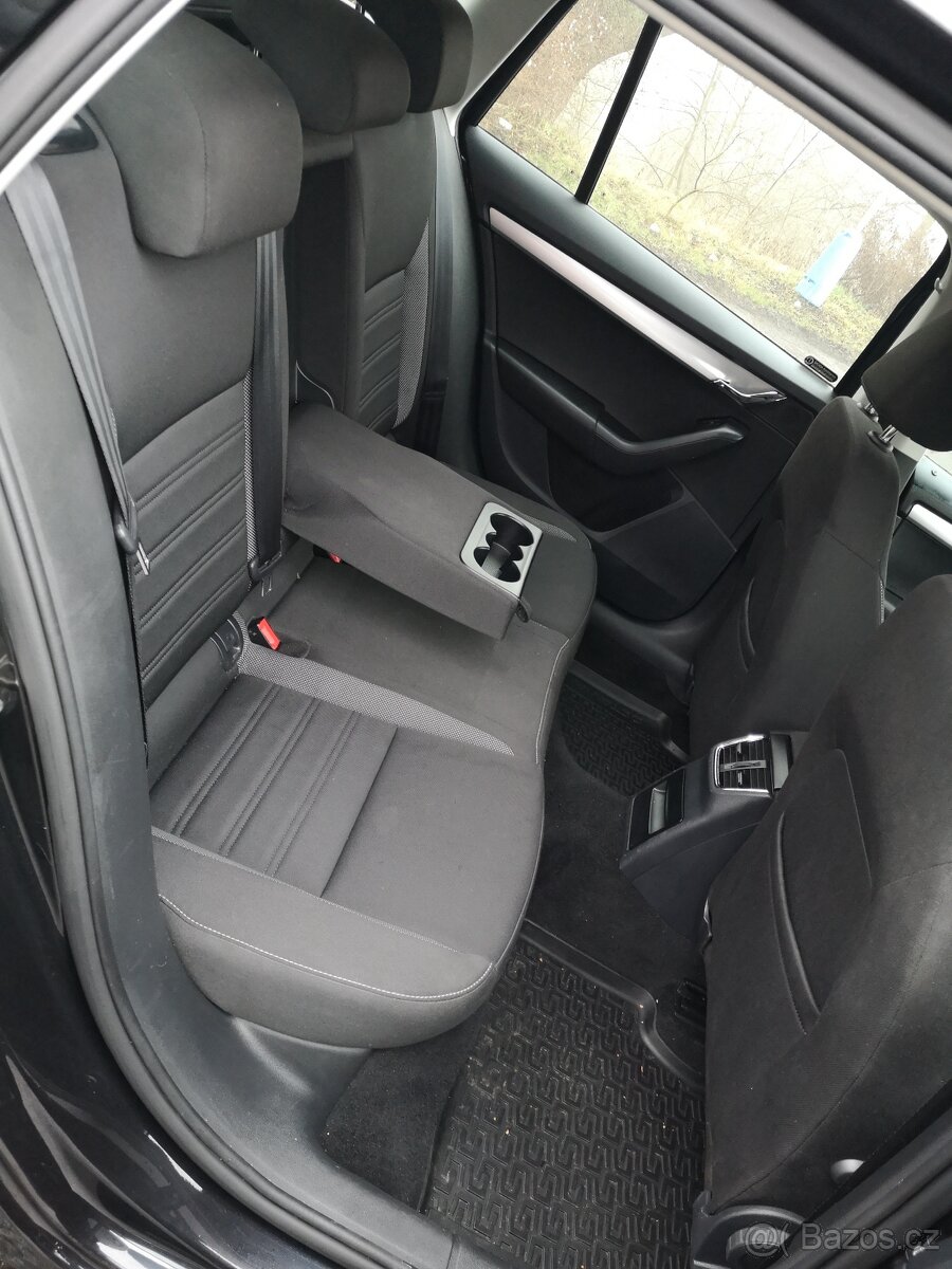 ŠKODA III COMBI /DSG/1.MAJITEL/ČR/PLNÝ SERVIS/NAVIGACE/DPH/ - 16