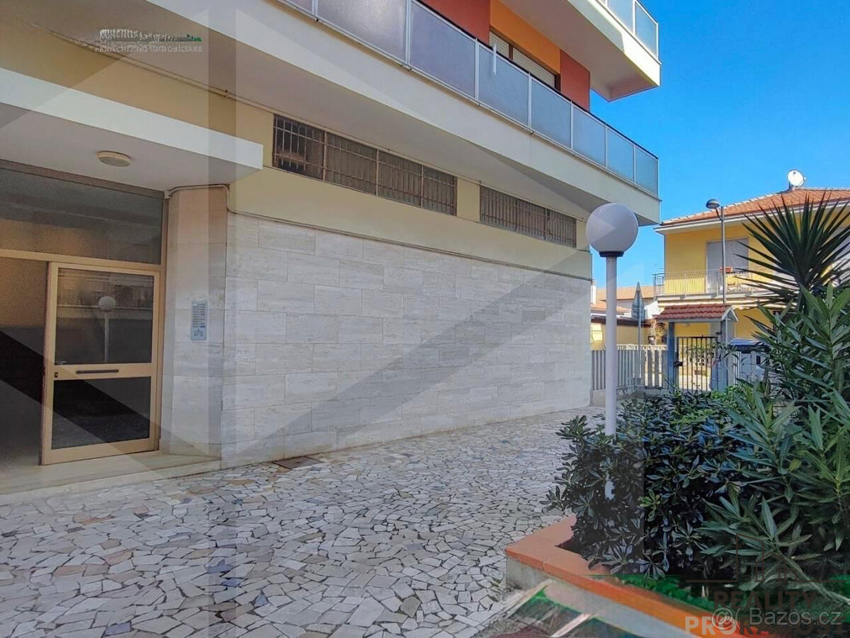 Prodej bytu 3+1 120 m², via Lazio,Montesilvano, Itálie - 16