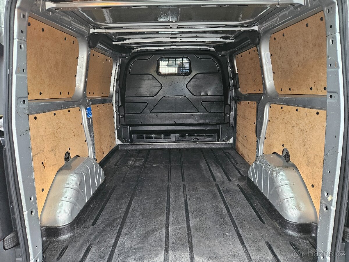 FORD CUSTOM 2.2 74KW 2014 3MÍST L1H1 DPH - 16