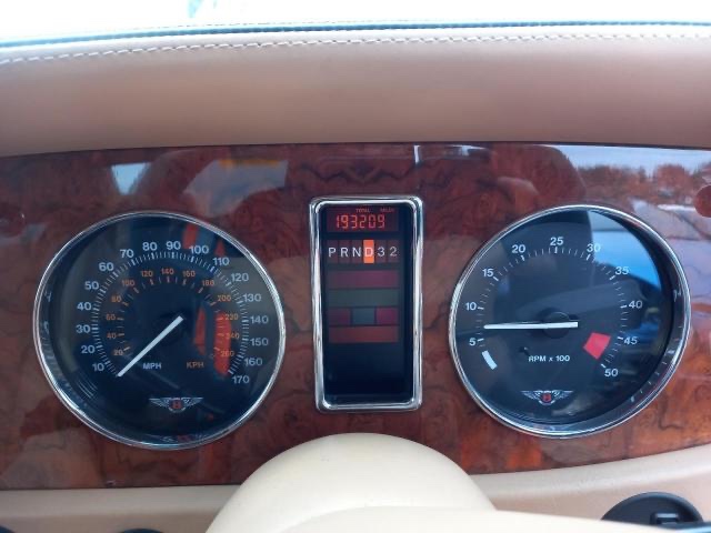 Bentley Continental mulliner R - 16