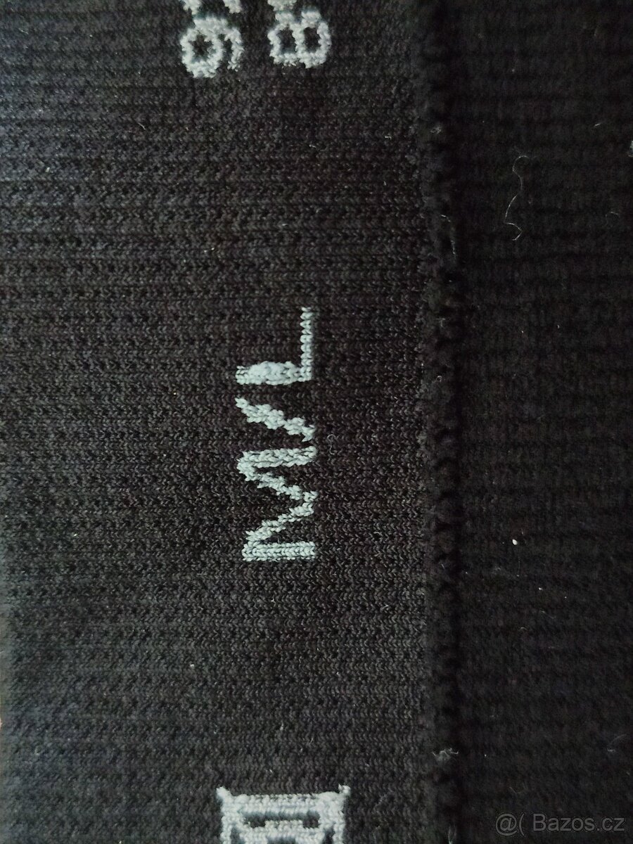 Kalhotky M - L kus 30,- - 16