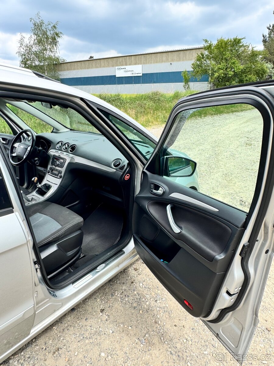 Ford galaxy 2011 - 16