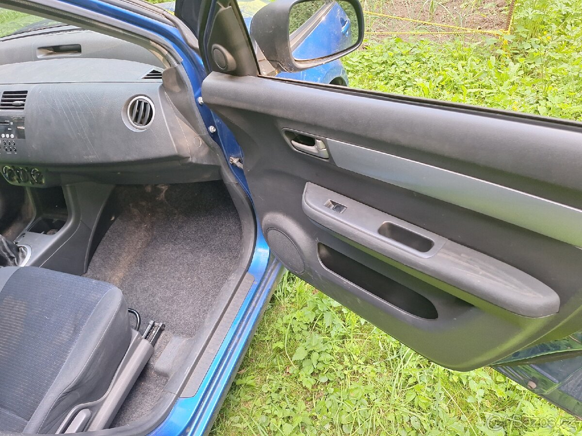Prodám veškeré náhradní díly Suzuki swift 1.3 benzín - 16