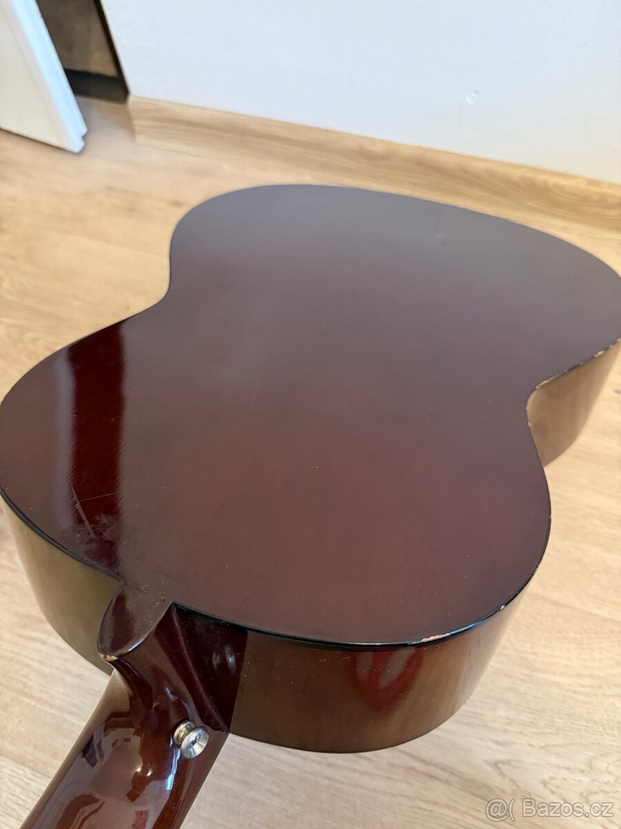 Klastická kytara Yamaha C40 se strapp buttons a pouzdrem - 16