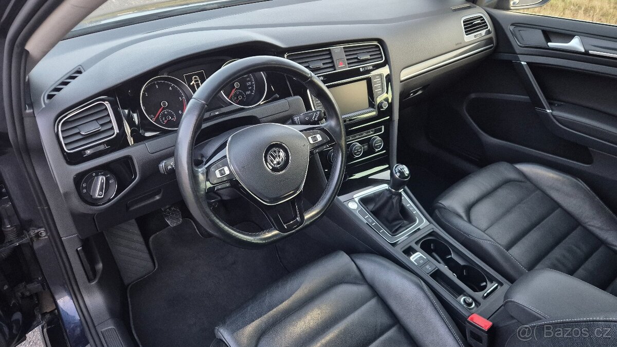 Volkswagen Golf 7 2.0 TDI Bi-Xenon, Keyless, Kůže 1.Majitel - 16