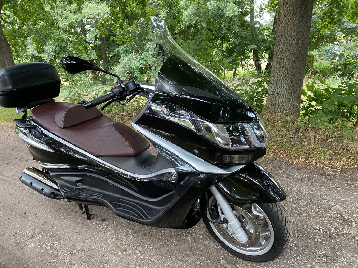 Piaggio X10 500 - 16