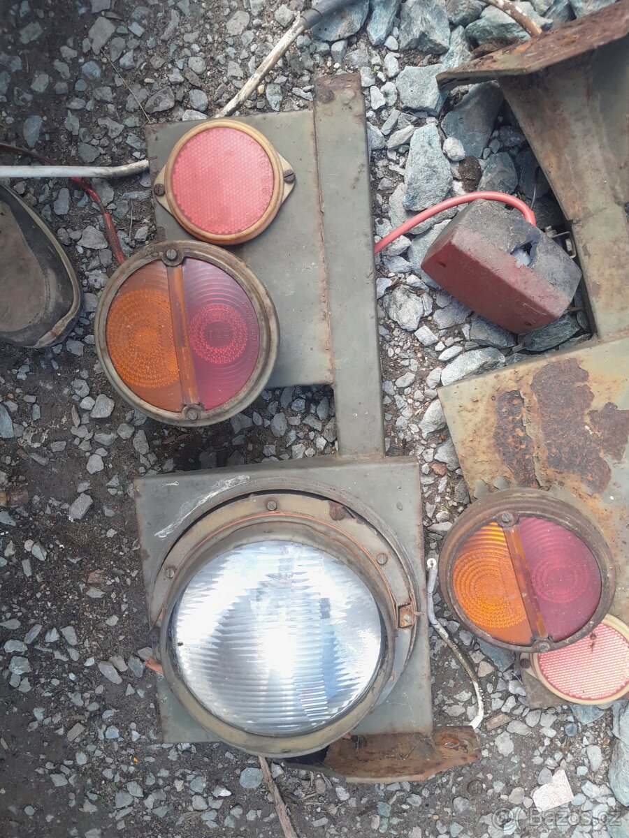 Praga V3S náhradní díly - 16