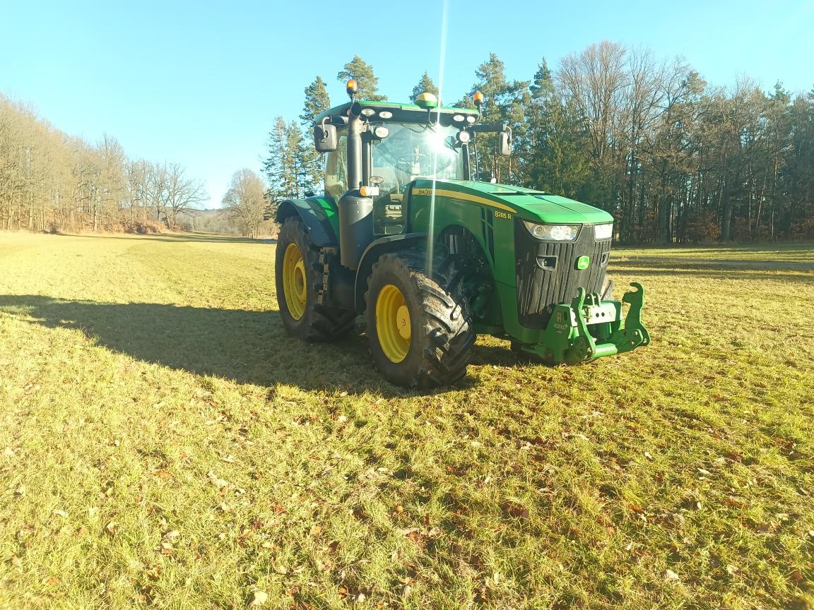 TRAKTOR JOHN DEERE 8285R - 16