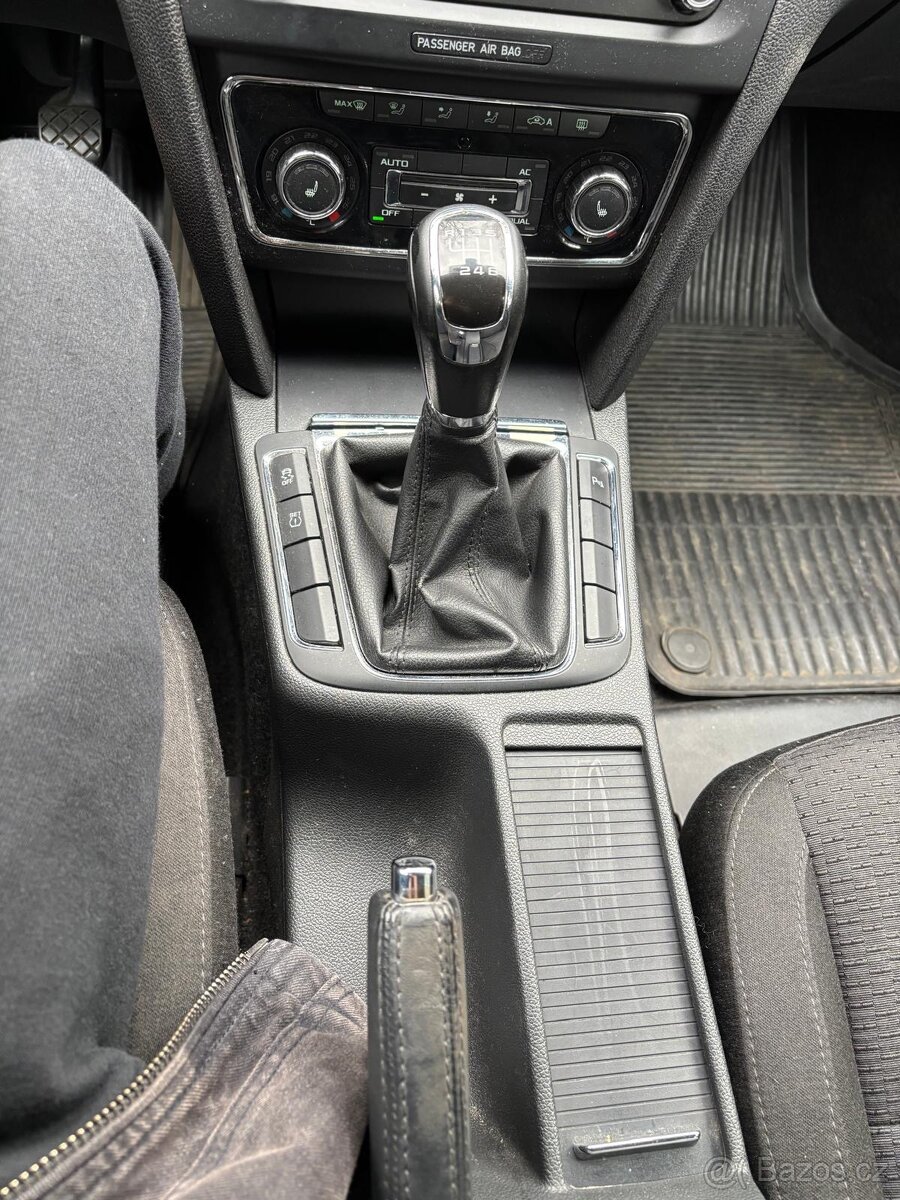 Škoda Superb Kombi 2.0 TDI 103kw - 16