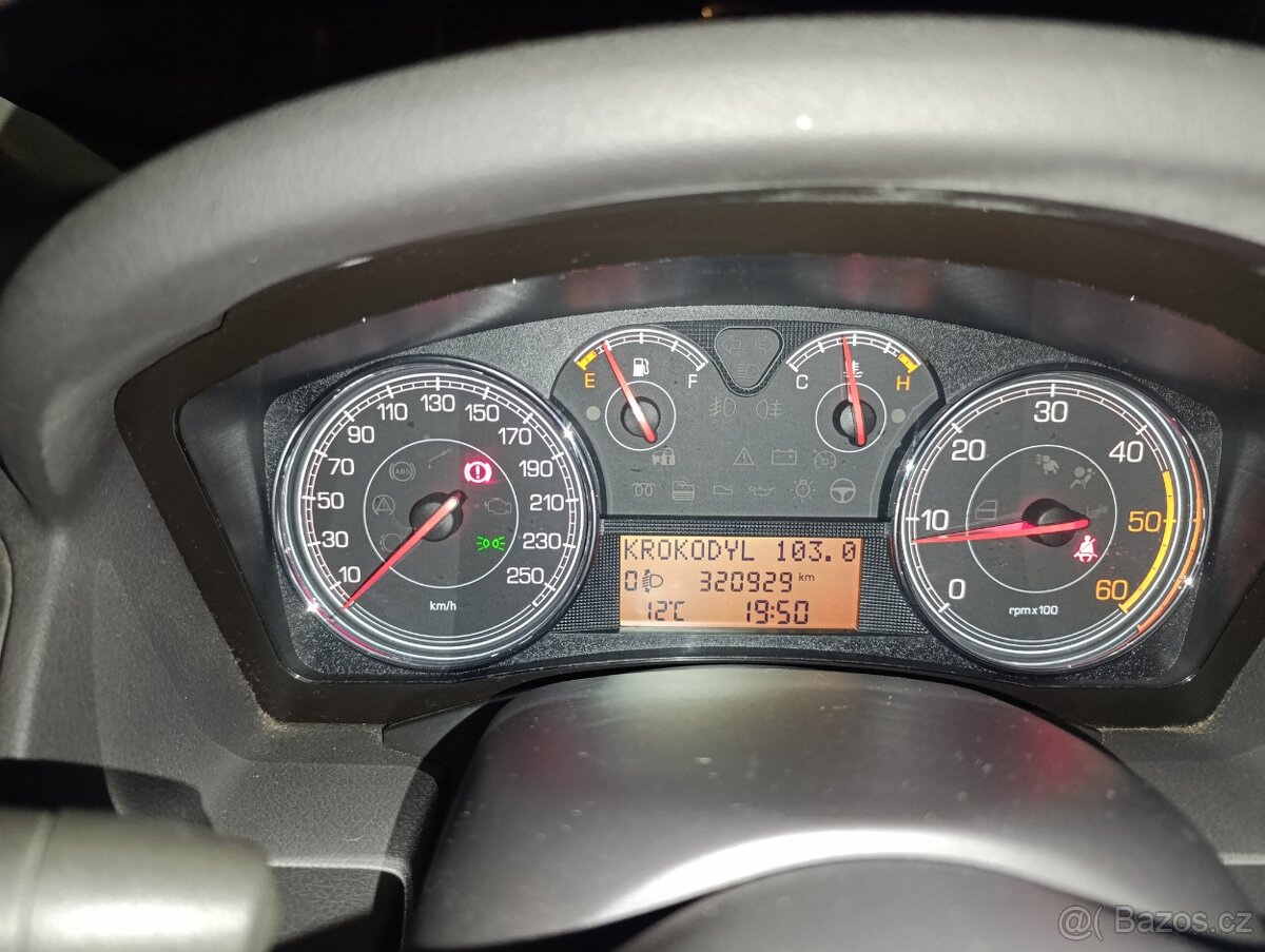 Prodám Fiat Croma 1.9 diesel Multijet 110KW - 16