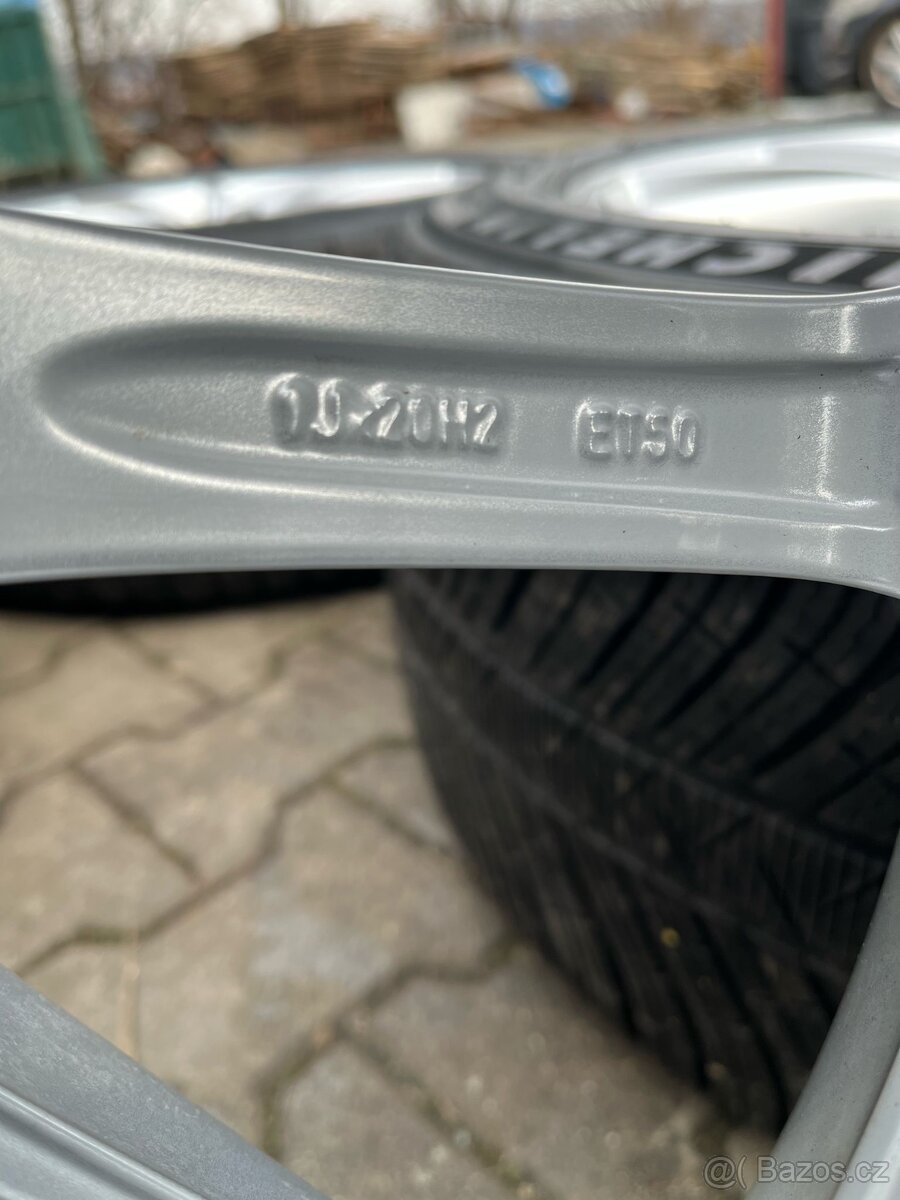 PORSCHE CAYENNE, kola 20", ZIMNÍ Pneu - 16