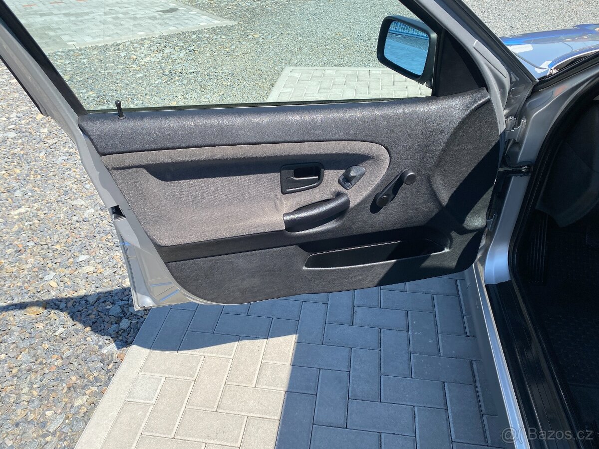 BMW Řada 3, E36 318i 83kW - 1993- 57 000km TOP - 16