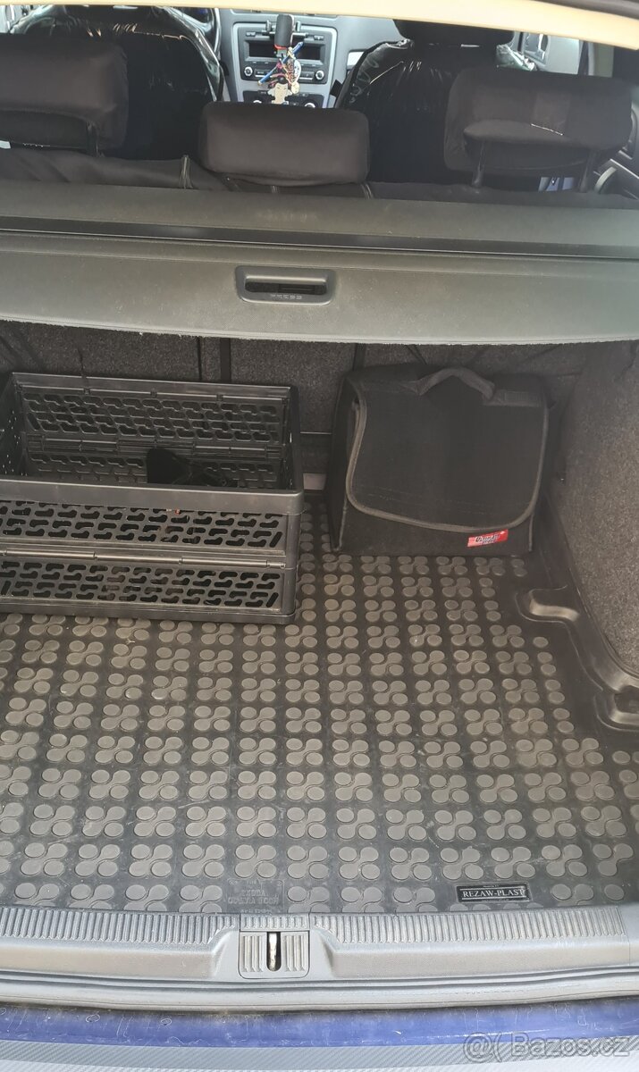 Škoda Octavia 2 1.6 tdi 77 kW - 16