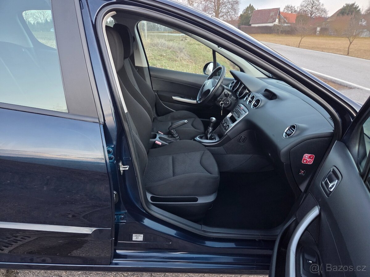 Peugeot 308 - BENZÍN 1.4 - 2010 - 151tis/KM - 16