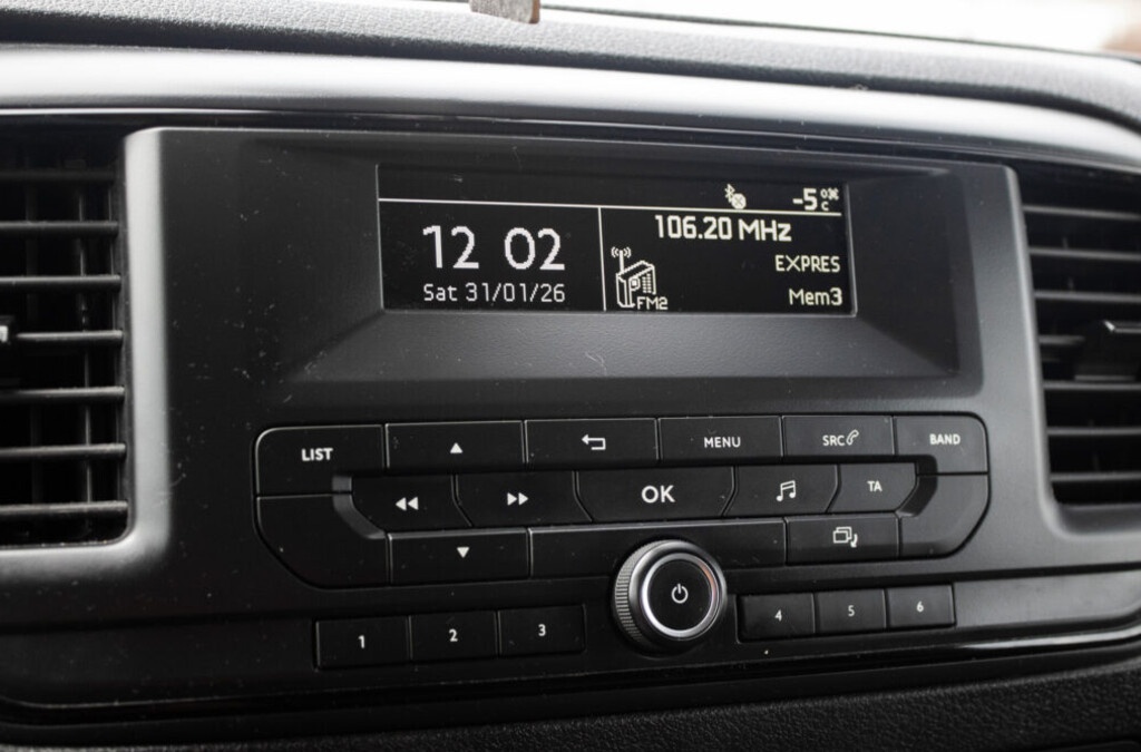 Toyota Proace 110kW (2019) - 16