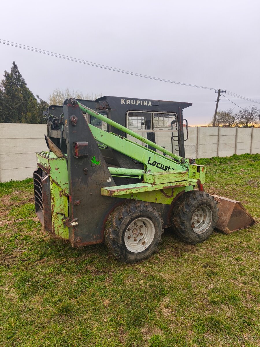 Locust 750 (unc) - 16