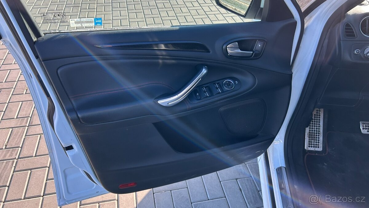 Ford S-max 2.2 147kw Titanium S, 7míst AT - 16