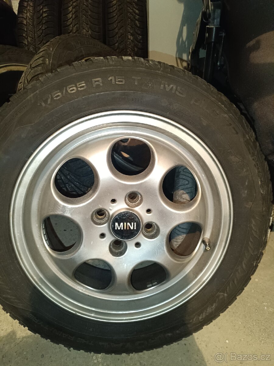 Kola Mini Cooper - 16