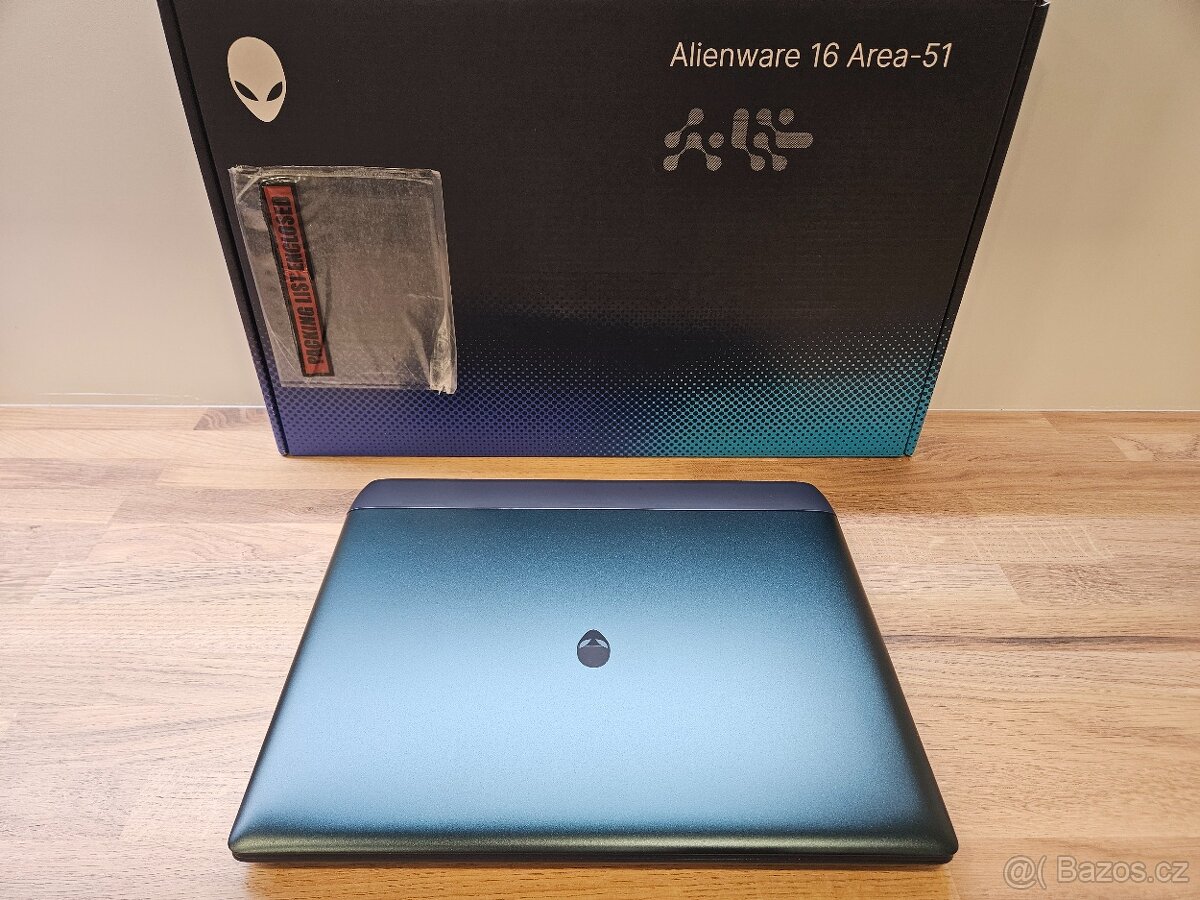 16" 240HZ_ALIENWARE 16 AREA-51_U7-255HX_16GB_RTX 5060 8GB - 16