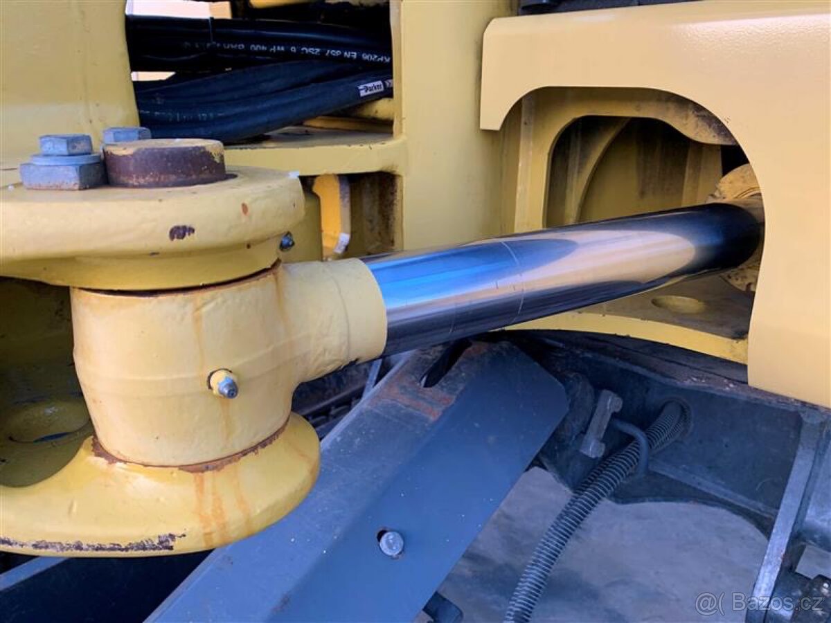 Komatsu pc80 minibagr 8 tun - 16