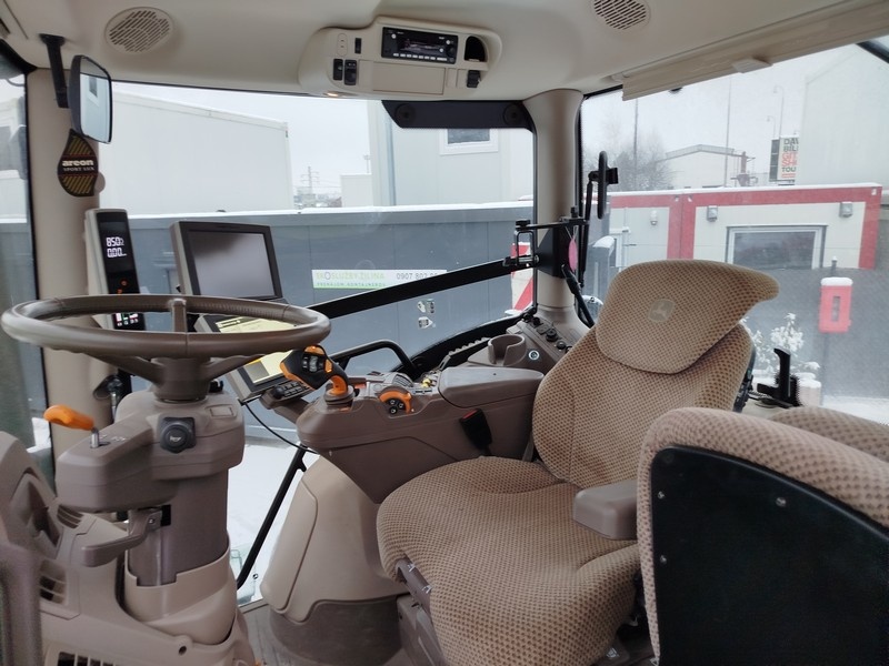 JOHN DEERE 6R250 - 16