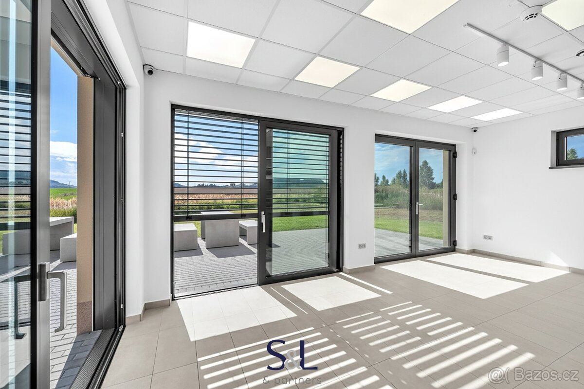 Prodej obchodního prostoru 88 m², Doksy, ev.č. 01371 - 16