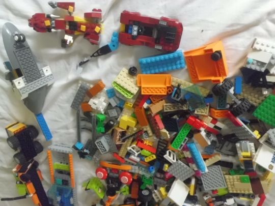 Velké množství Originální LEGO z různých Setů plus FIGURKY - 16